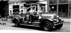 E 32 1929 seagrave hose wagon.jpg