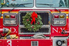 fdny-in-christmas-spirit.jpg