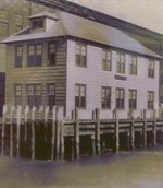 marine1_quarters3.jpg