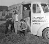 d24e02e2359a58a153031349--the-dairy-vintage-photos.jpg