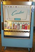 220px-_Candies_Vending_Machine1952.jpg