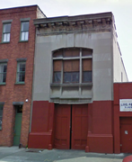 L_106_124_Greenpoint_Ave.png