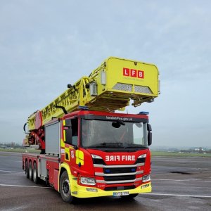 LFB 64 Metre-ladder-Beded.jpg