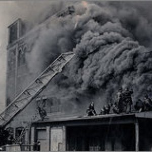FDNY Lt. Dick Hamilton & His men at Bklyn 5-5  3-30-62.jpg