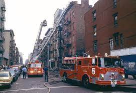 FDNY E-5 RW @ L-11 &TL-18.jpg