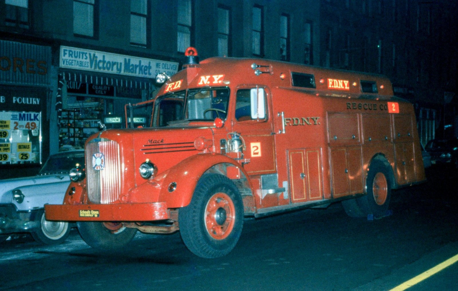 FDNY Rescue 2 Mack 1960s.jpg